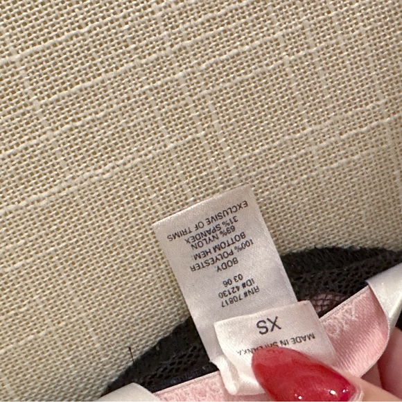 Vintage Victoria's Secret Black slip dress - Picture 5 of 5